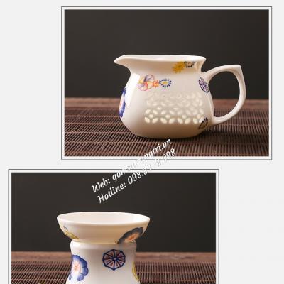 Bộ ấm chén thấu quang Mã 012AC16